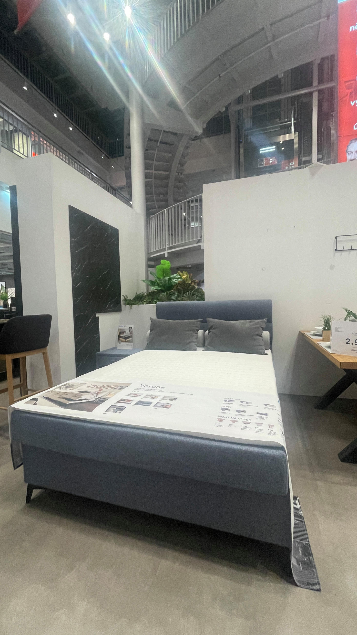 POSTEL BOXSPRING VERONA NOČNÍ STOLEK - Hom`in