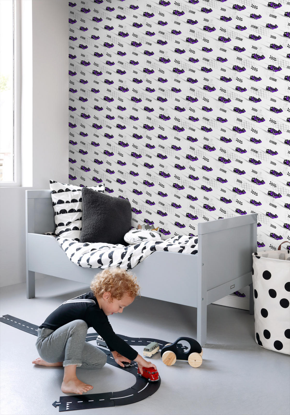 TAPETE Rennwagen 50 x 900 cm - Lila, Papier (50/0.1cm) - Sanders & Sanders