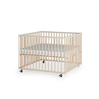 LAUFGITTER 100x100 cm mit Matratze & Schlupfsprossen - sahara dust/natur - Premium Kollektion - Sandfarben/Naturfarben, Holz (100/74/100cm) - Sämann – make a difference.