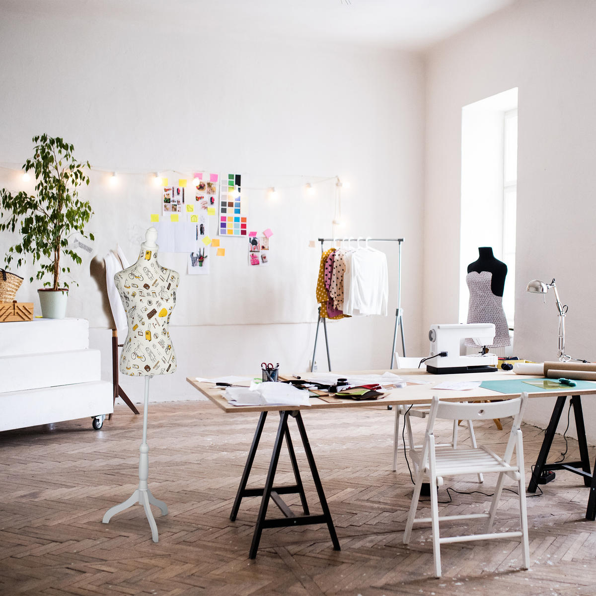 KRAJČÍRSKA busta - viacfarebná, drevo/textil (41/34cm) - Relaxdays