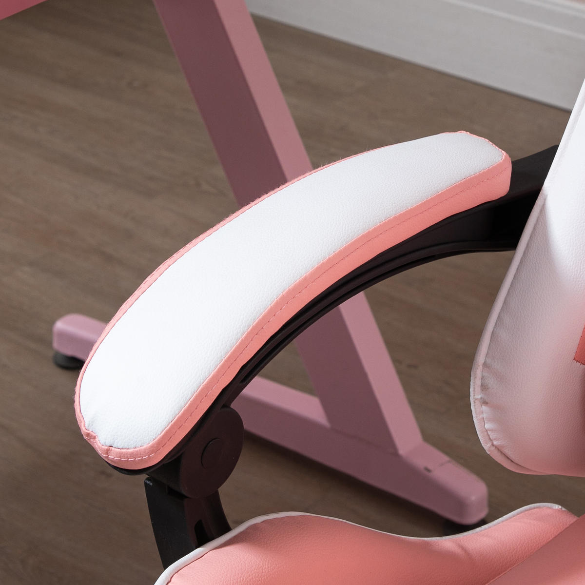 GAMINGSTUHL DE-05104 Massage-Lendenkissen, Fußstütze & Wippfunktion Rosa - Pink/Weiß, Kunststoff/Metall (67/127/64cm) - ComfortXL