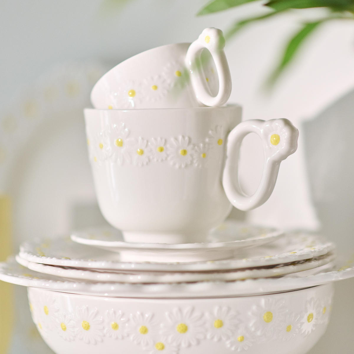 TASSE MIT UNTERTASSE Daisy - Weiß, Keramik (13.5/7.7/13.5cm) - home&you