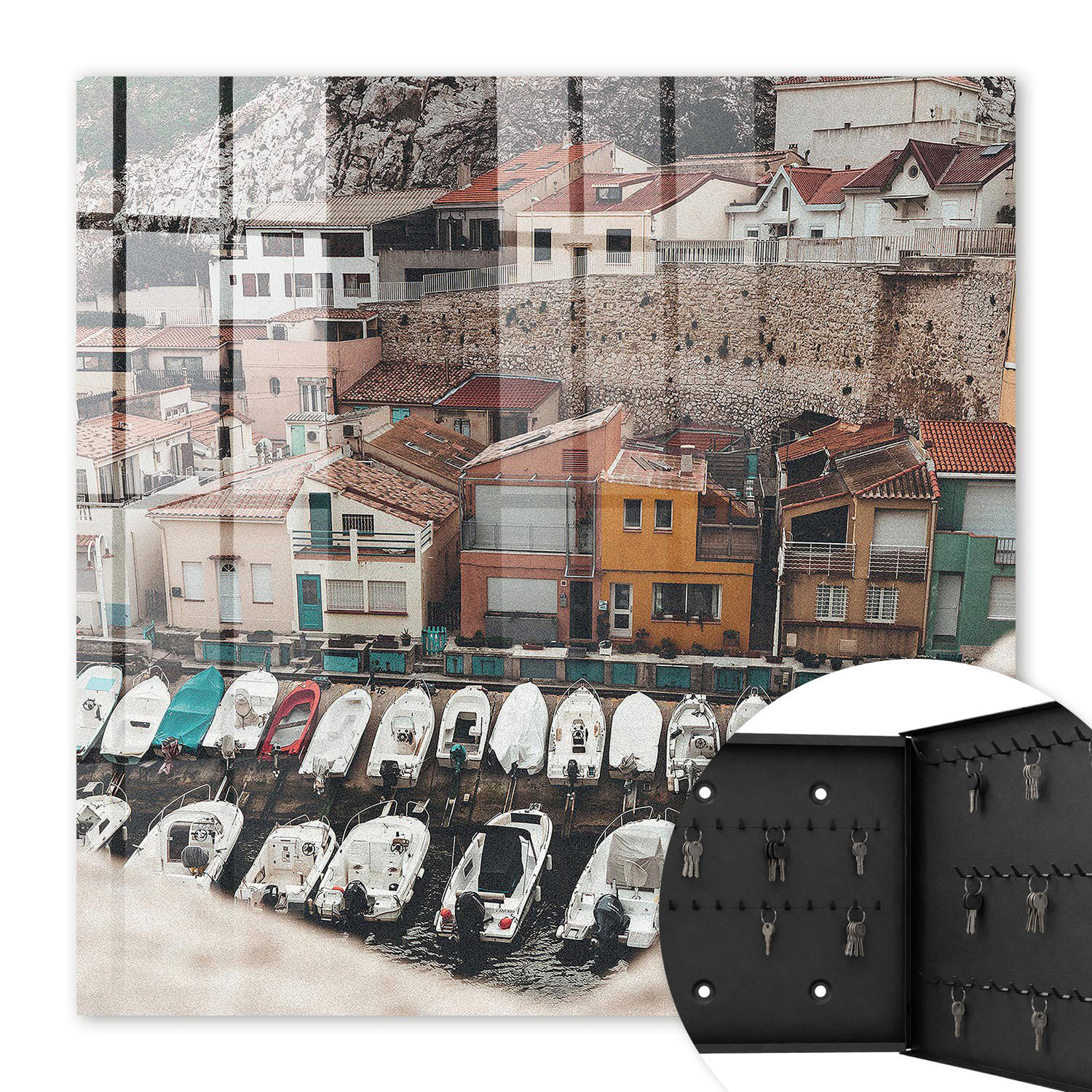 SCHLÜSSELBOX Schwarz 30x30 cm- Türöffnung nach rechts - Eine Küstenstadt - Beige, Metall (30/30/5cm) - TULUP