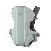 BABYTRAGE Gwen Fly grün Strickstoff, Bauchtrage, Rückentrage, Cross-Body-Sicherung, 9 kg - Grün, Textil (22/10/32cm) - Kikka boo
