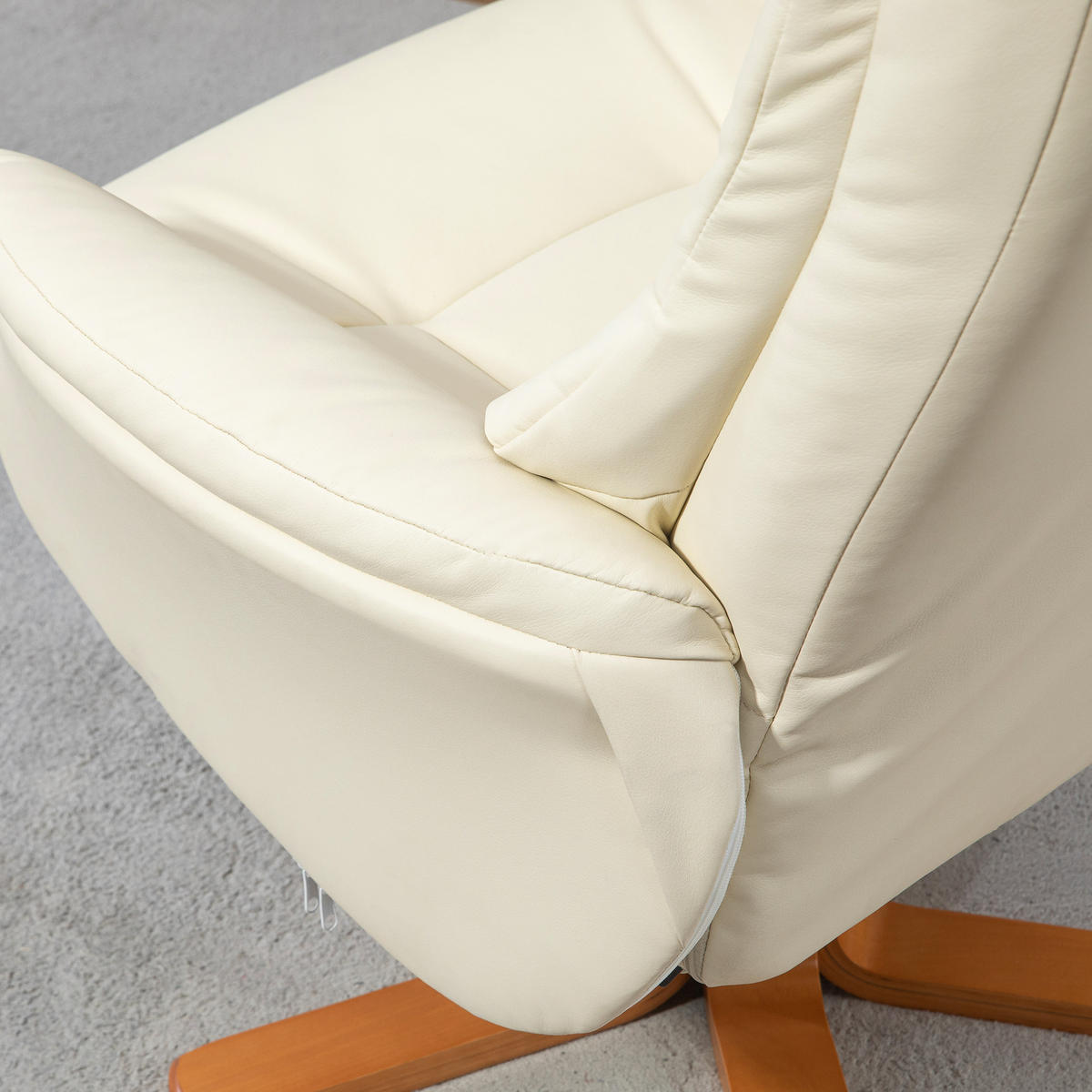 RELAXSESSEL DE-07574 mit Hocker, 135° neigbar und Wippfunktion Cremeweiß - Creme, Holz (84/102/71cm) - ComfortXL