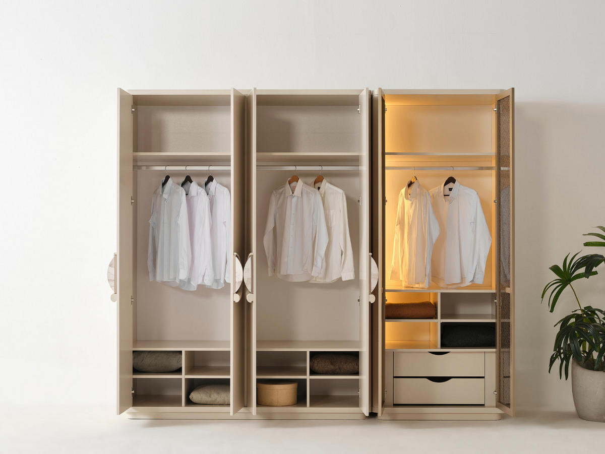 KLEIDERSCHRANK Sebastian 6 trg. - Beige, Holzwerkstoff (271/230/65cm)