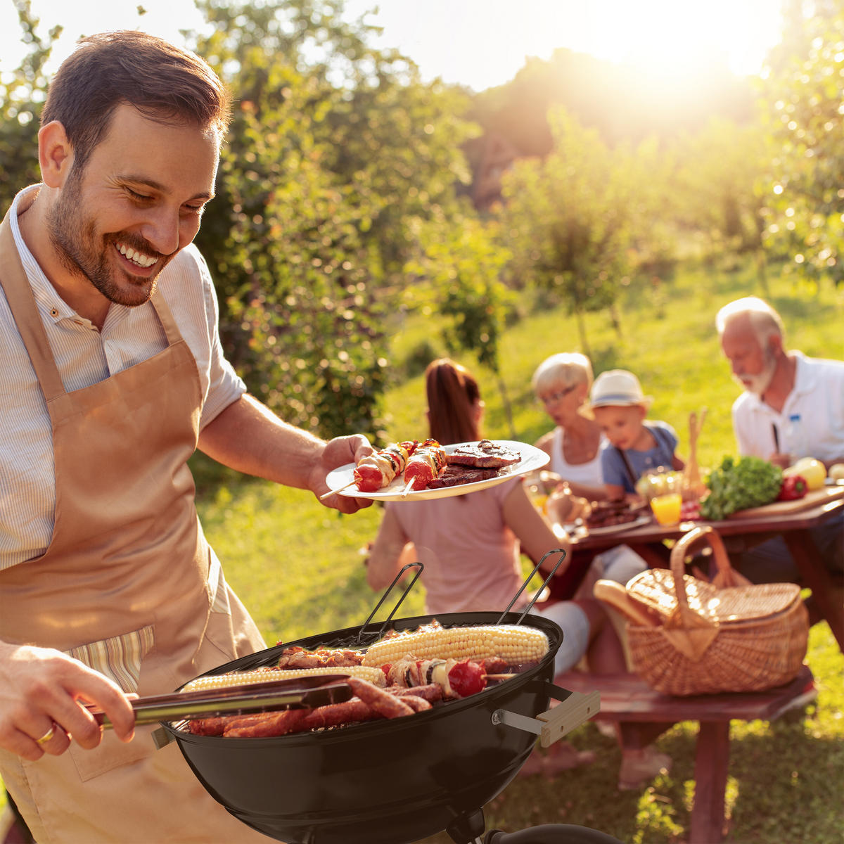 KUGELGRILL - Schwarz, Kunststoff/Metall (57/94cm) - Relaxdays