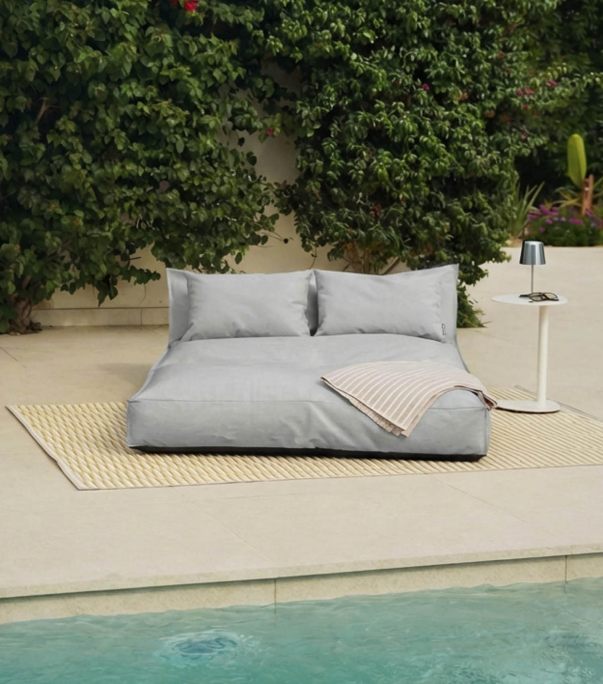 OOUTDOOR-LOUNGE Das Daybed - Grau, Textil (130/55/150cm) - Mokebo