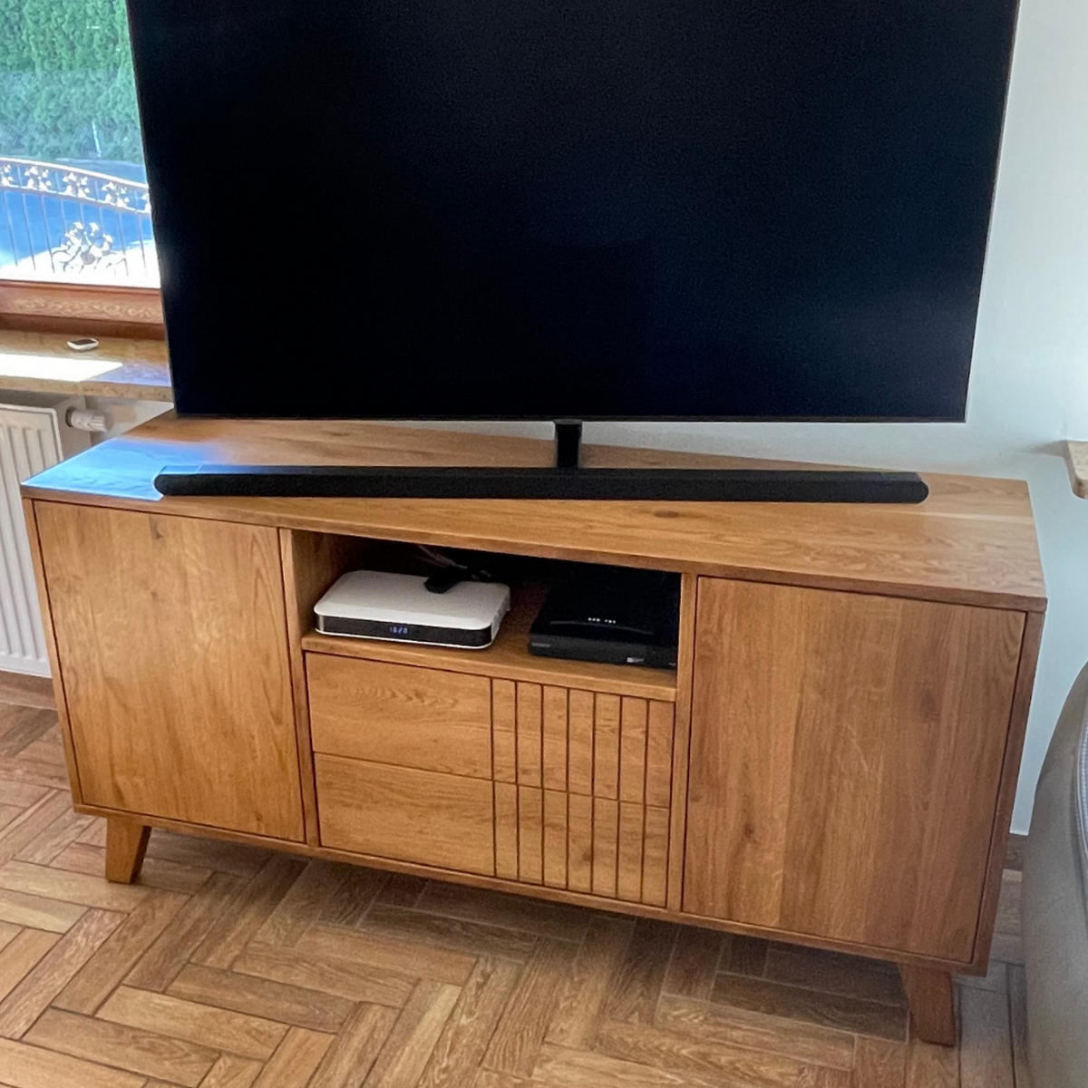 TV-SCHRANK aus Massivholz NESS - Eichefarben, Holz (150/75/40cm) - Rawood Furniture