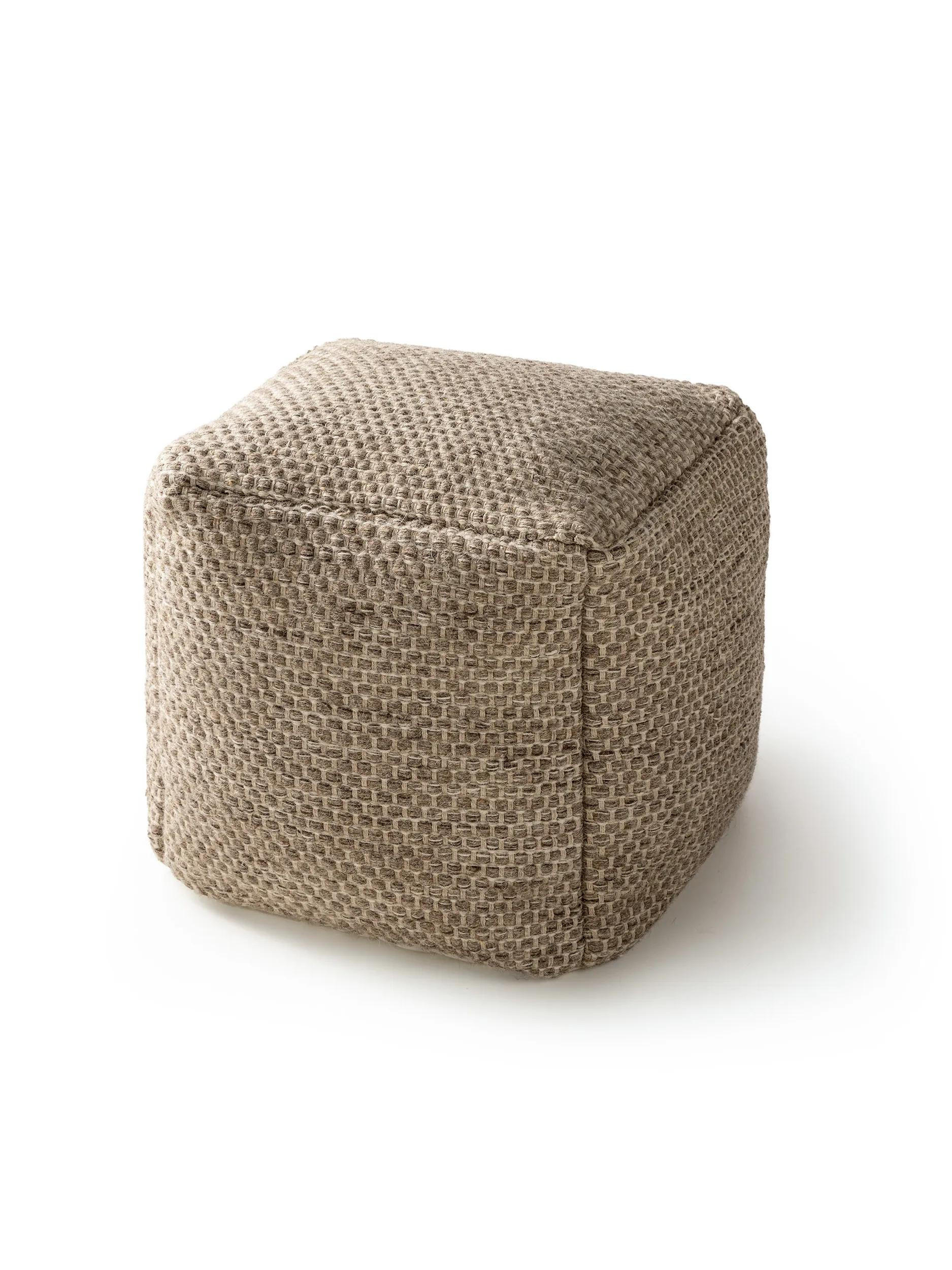 WOLL-POUF handgefertigt Rocco Taupe 45x45x45 cm - Taupe, Textil (45/45/45cm) - benuta Pure