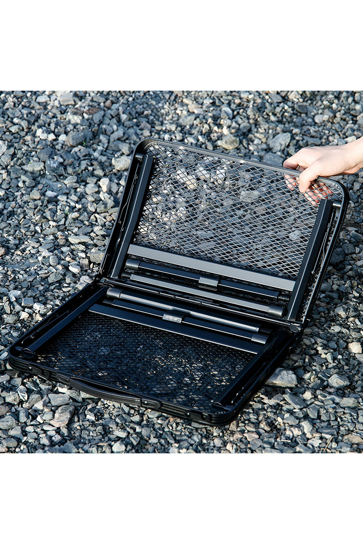 CAMPINGTISCH aus Aluminiumlegierung Eisen in Schwarz klappbarer Rechteckig Gitter-Tischplatte Felsenfeste Stabilität 60 cm B x 40 cm T x 27/56 cm - Schwarz, Metall (40/60/27cm) - Livingandhome
