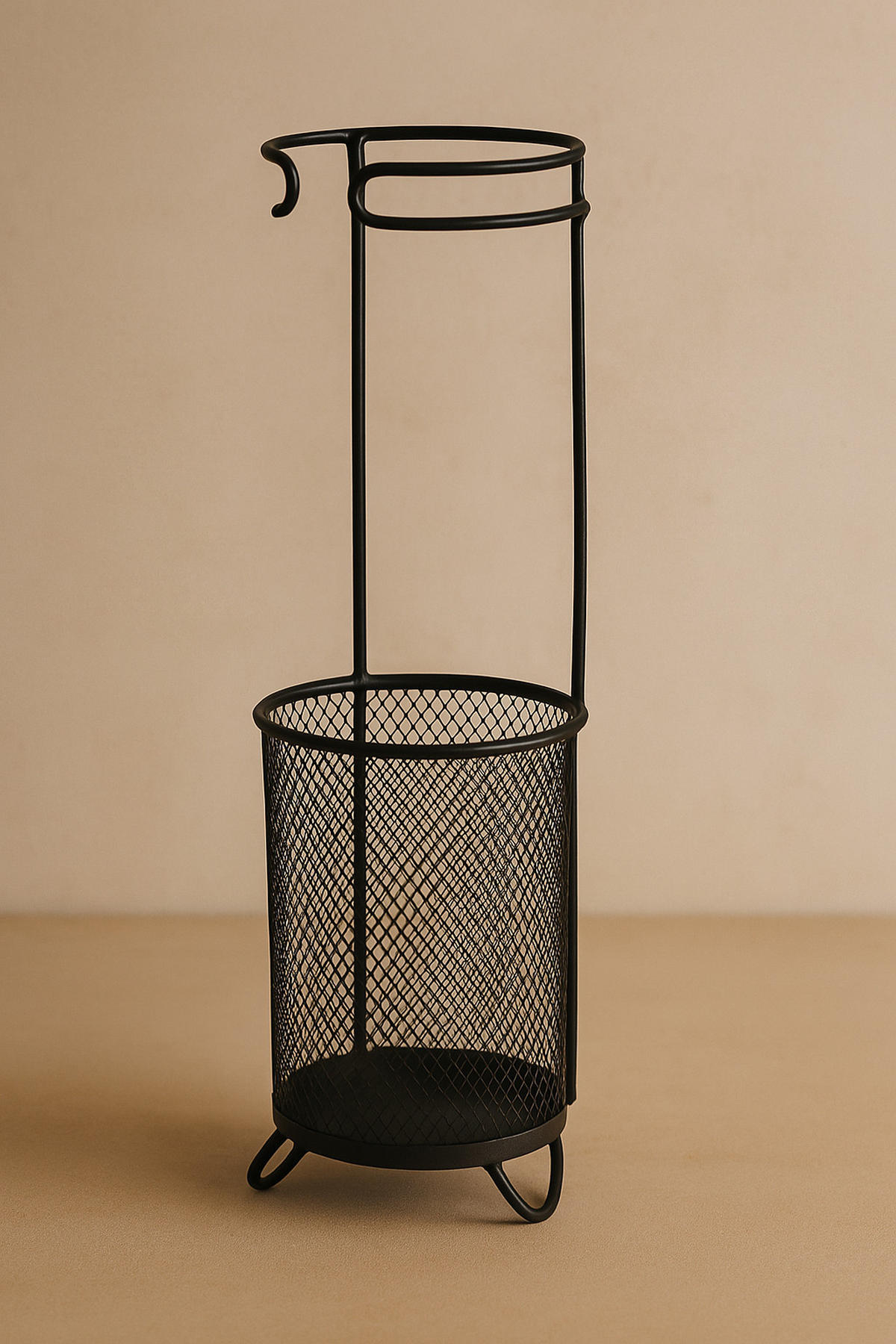 SCHIRMSTÄNDER aus Metall Zilo 18/18/50 cm - Schwarz, Metall (18/50/18cm) - Home Styling Collection