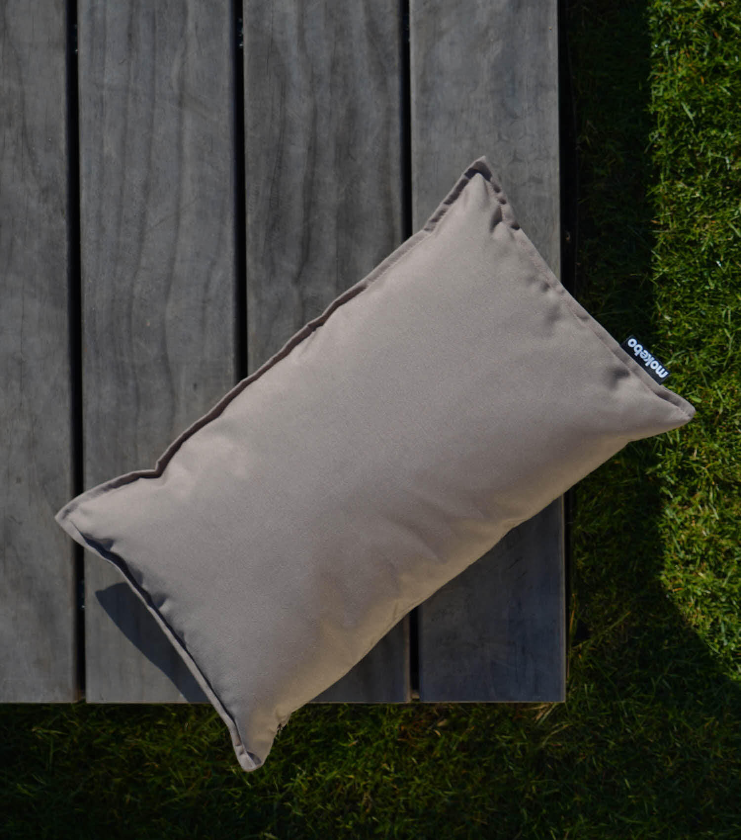 OUTDOORKISSEN Das Ruhepolster - Taupe, Textil (50/6cm) - Mokebo