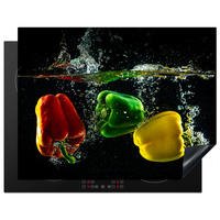 HERDABDECKPLATTE Paprika - Gemüse - Wasser - Schwarz - Rot - Grün - Gelb Induktionsmatte 77x59 cm - Multicolor, Kunststoff (77/59/0.2cm) - MuchoWow