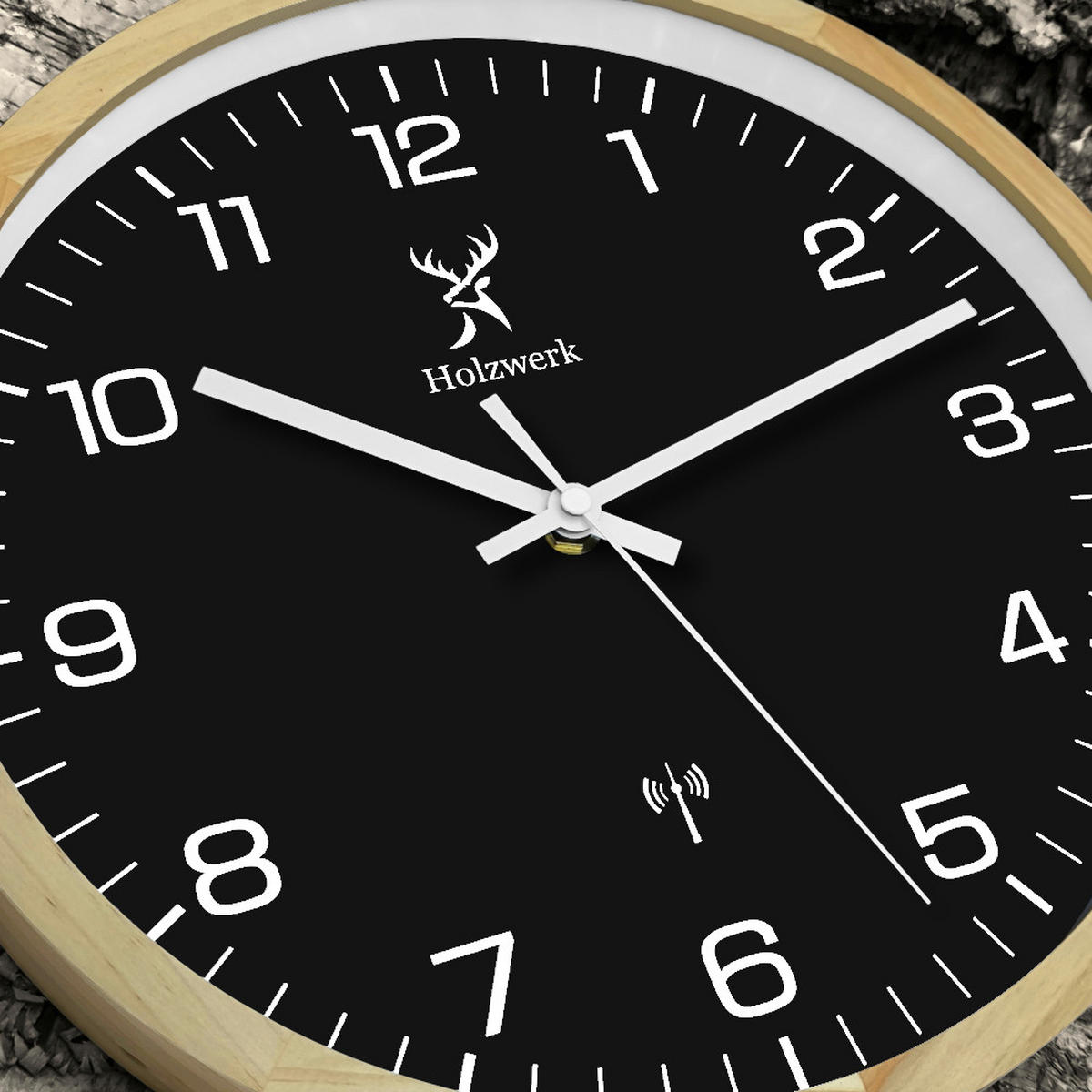 WANDUHR Holz Designer OFFENBURG (FUNK) Loft Wand Uhr, beige, schwarz - Beige/Schwarz, Glas/Holz (30/30/4.2cm) - Holzwerk