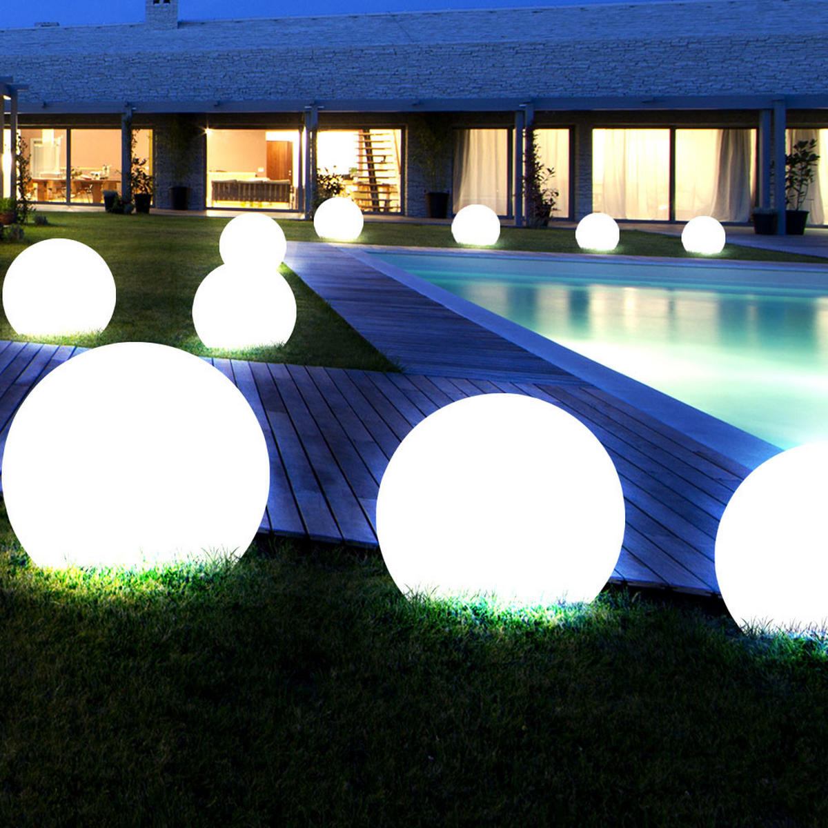 LED AUSSENLEUCHTE Kugelform Weiß 8er Set - Weiß, Kunststoff (30/30/70cm)