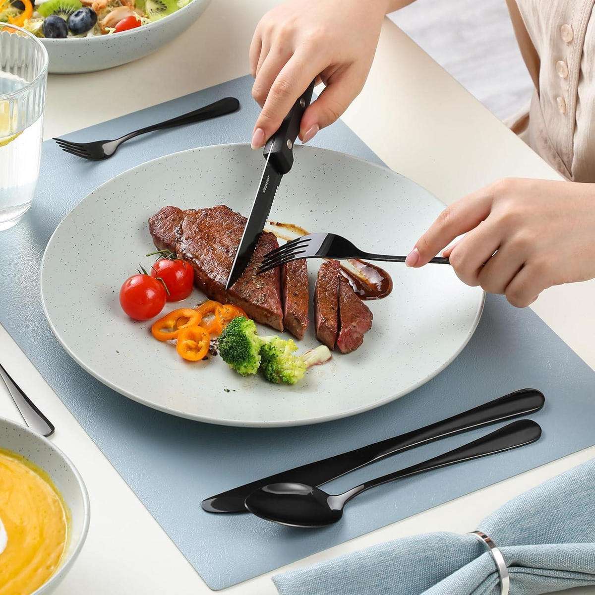 BESTECKSET 48-teilig für 8 Personen Schwarz - Schwarz, Metall