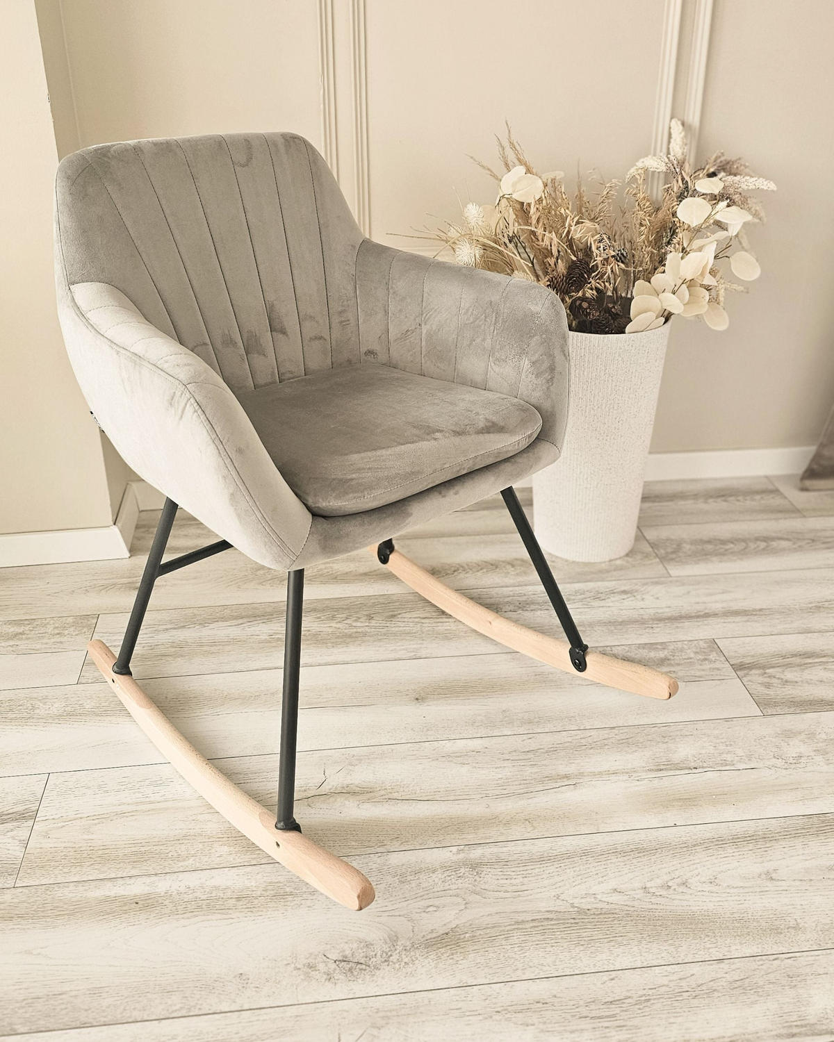 SCAUN BALANSOAR catifea gri Liarum - gri, material textil/lemn (60/82/74cm) - Beliani