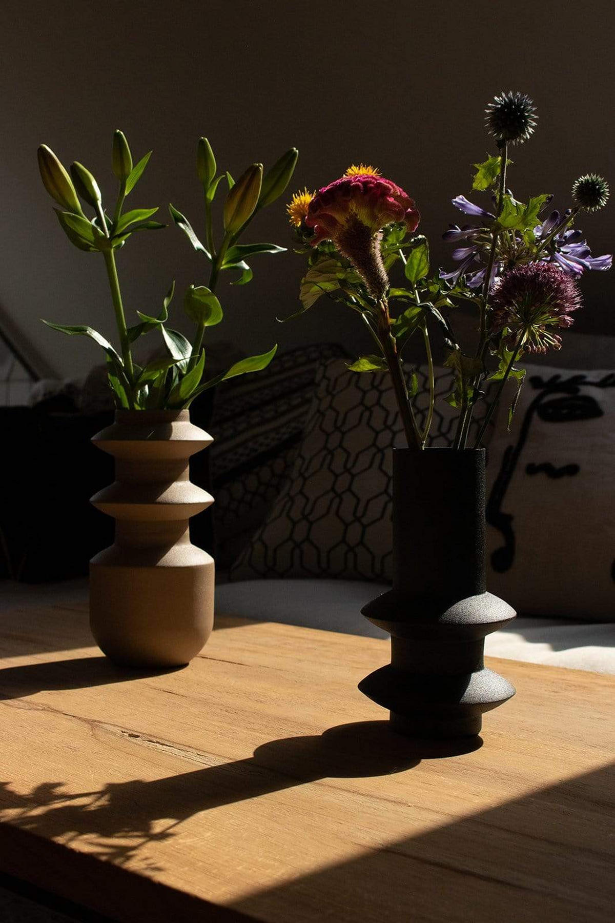 VASE Zeytin in Olive 11/21,5 cm - Beige, Metall (21.5cm) - LaLe Living