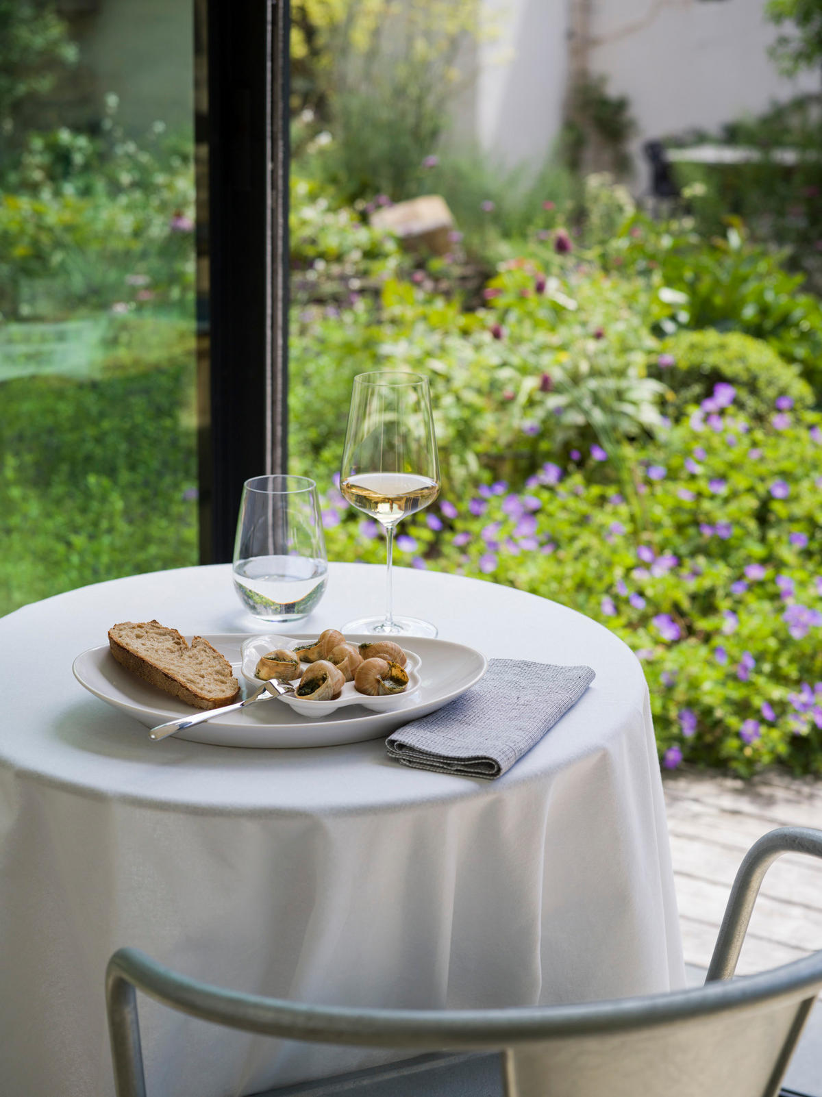 SCHNECKENPFANNE ( für 6 Schnecken) Weiss - Weiß, Keramik (16cm) - Revol Porcelaine France