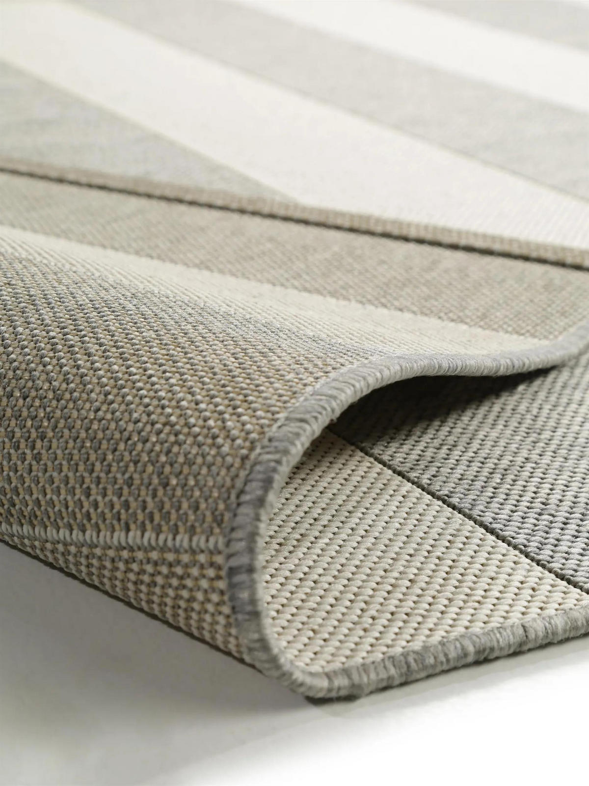 VNÚTORNÝ a vonkajší koberec Metro Šedá 80x150 cm - sivá, textil/plast (80/150cm) - benuta Nest