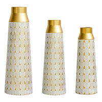 BODENVASE 3-tlg Bodenvase gold 42/51/60,5cm Metallvase geometrisch für Pampasgras - Goldfarben, Metall (66.49cm) - Raelunyi