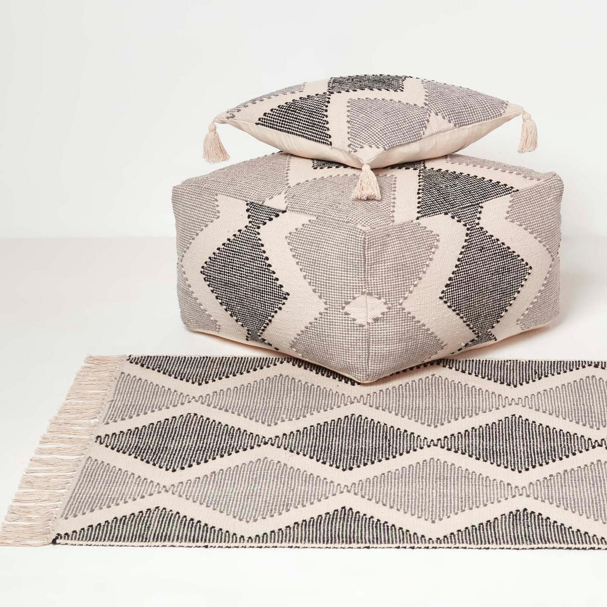 SITZPOUF Malmö grau gemustert, 55/55/30 cm - Grau, Textil (55/30/55cm) - Homescapes