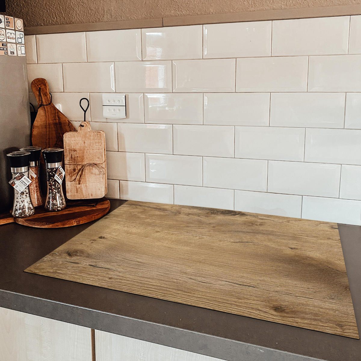 HERDABDECKPLATTE Holz - Braun - Holzoptik Herdabdeckung Induktionsfeld 75x52 cm - Eichefarben, Kunststoff (75/52/0.2cm) - MuchoWow