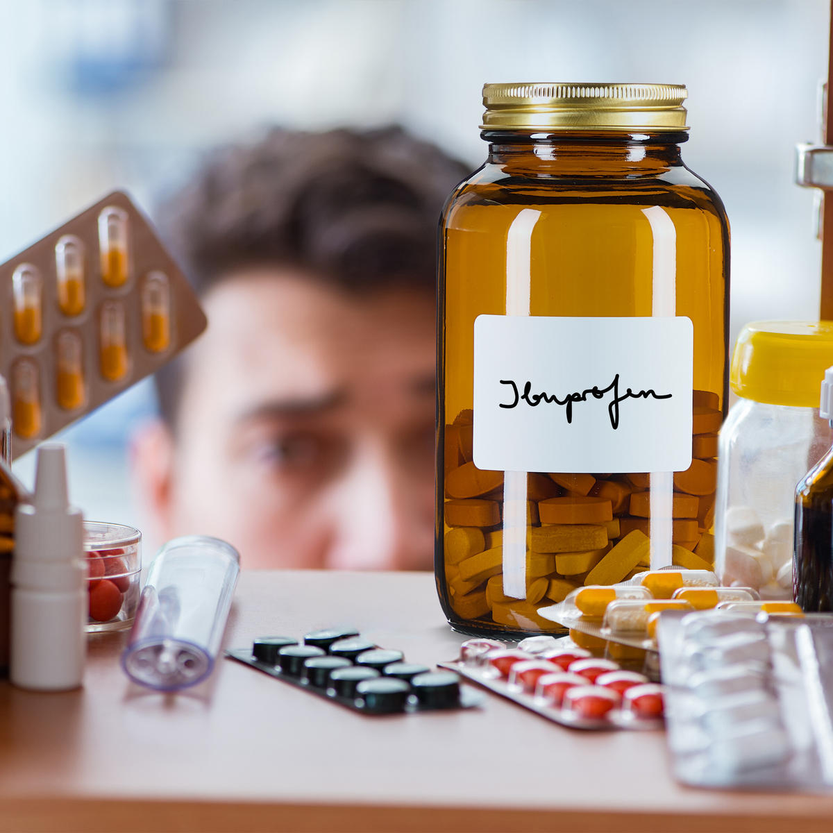 4xBRAUNGLÄSER - Braun, Glas/Papier (7.5/14/7.5cm) - Relaxdays