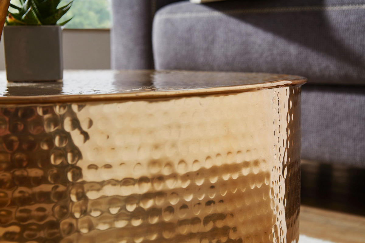COUCHTISCH mit orientalischem Design, Hammerschlagstruktur und großzügiger Ablage aus Aluminium, Gold 75x75x31 cm - Goldfarben, Metall (75/75/31cm) - KADIMA DESIGN