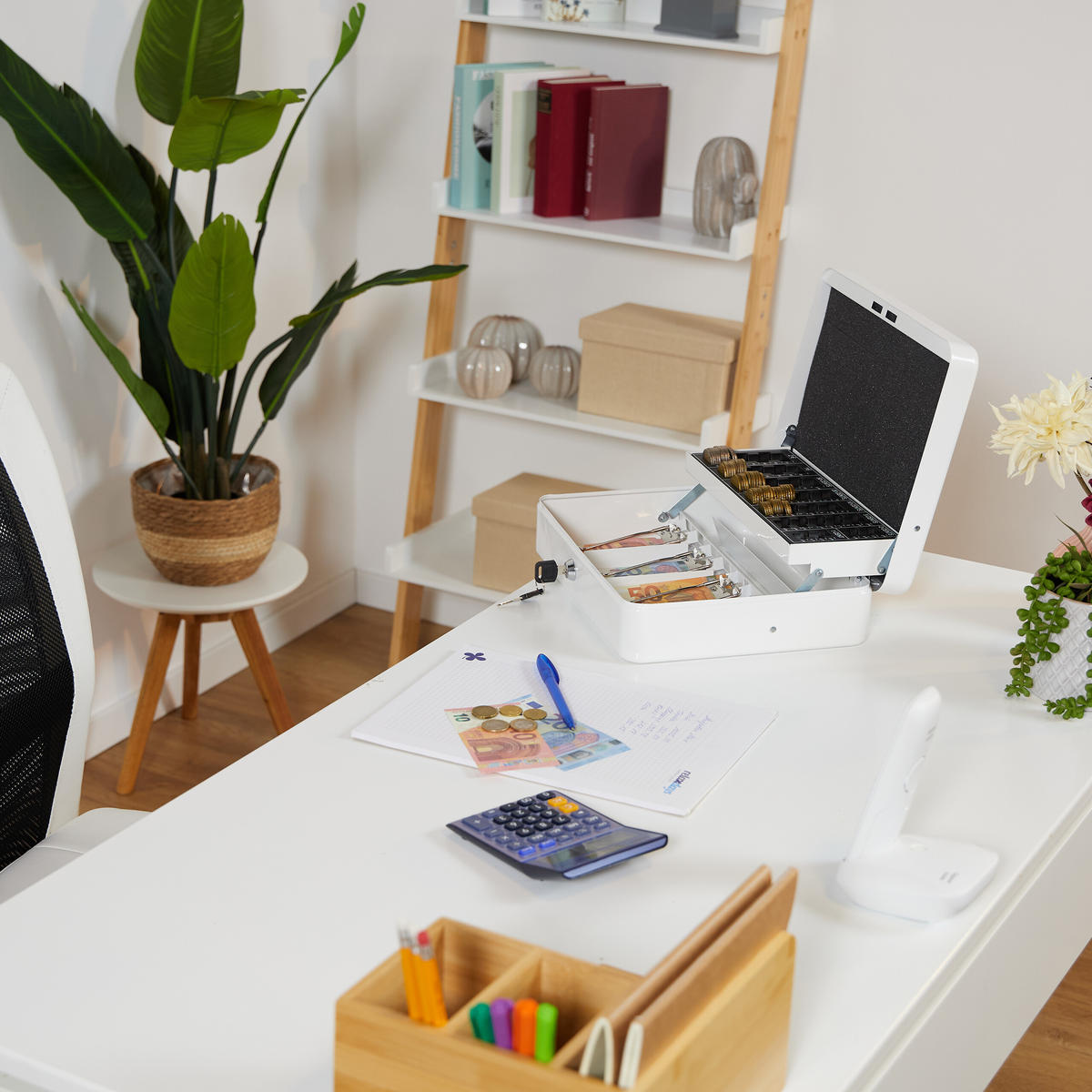 GELDKASSETTE Euro-Münzzählbrett - Weiß, Kunststoff/Metall (30.5/8.5/24.5cm) - Relaxdays