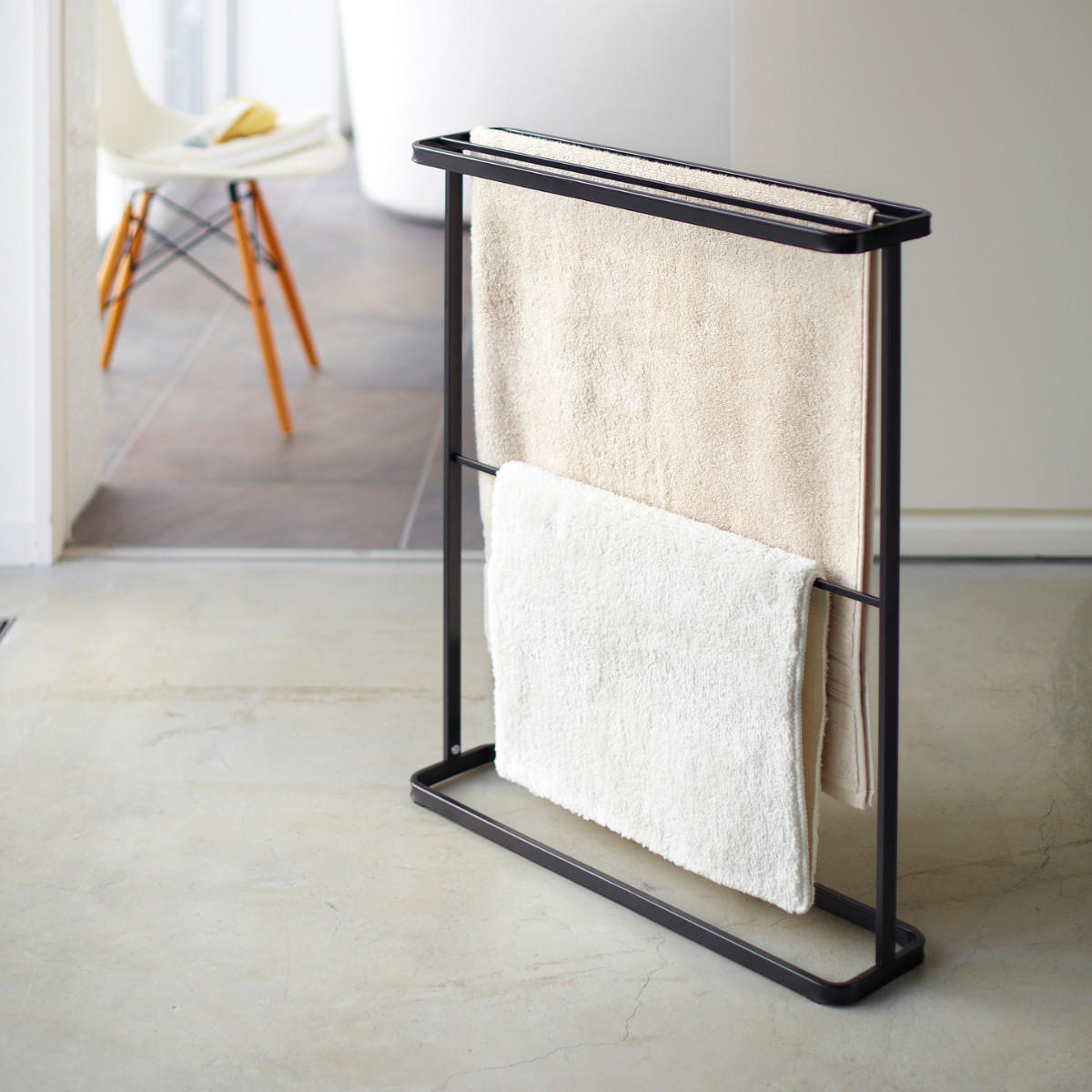 HANDTUCHSTÄNDER Tower schwarz 65/75/15 cm - Schwarz, Metall (15/75/65cm) - Yamazaki