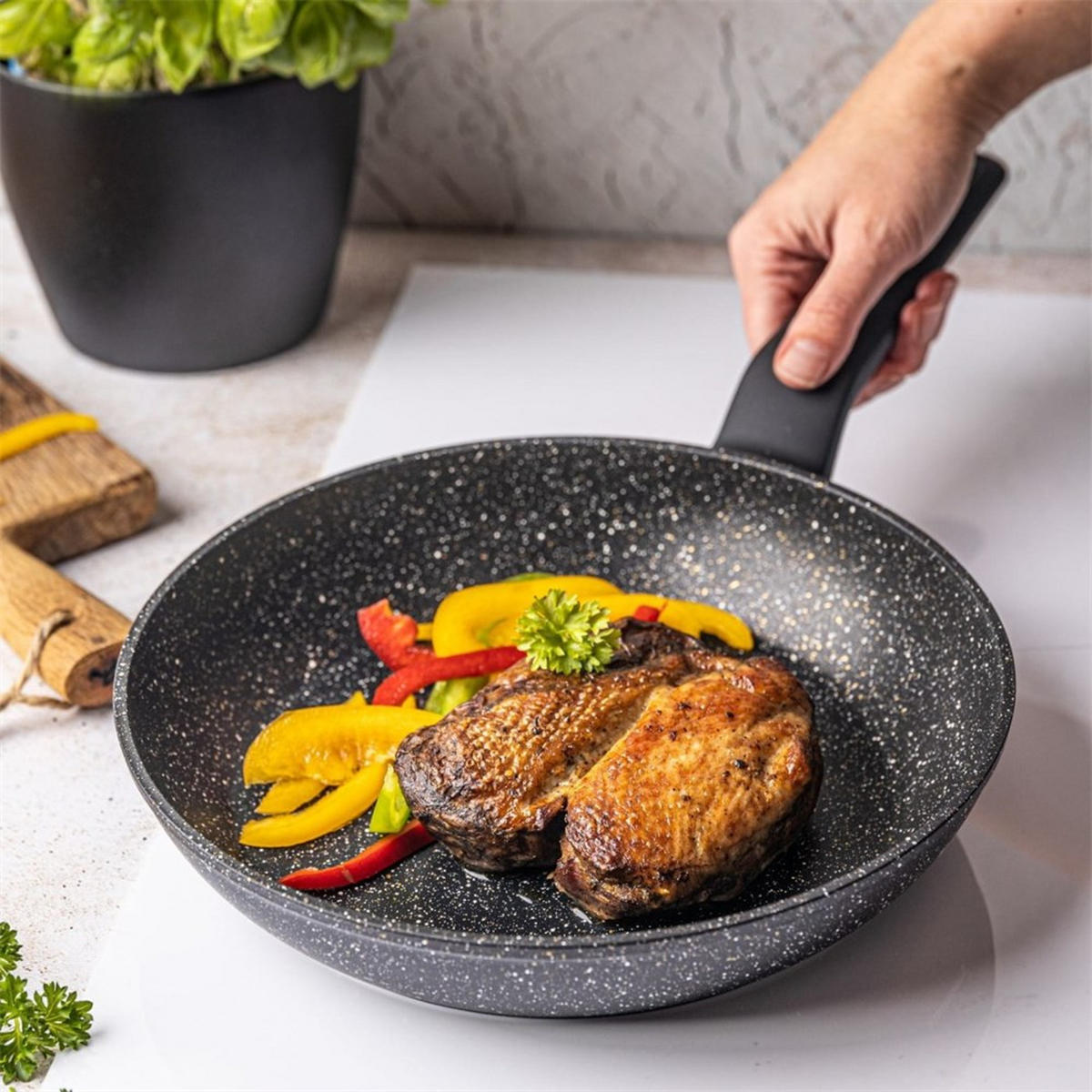 BRATPFANNE mit Marmorbeschichtung 24cm KB7664 - Schwarz, Metall (24cm) - Klausberg 