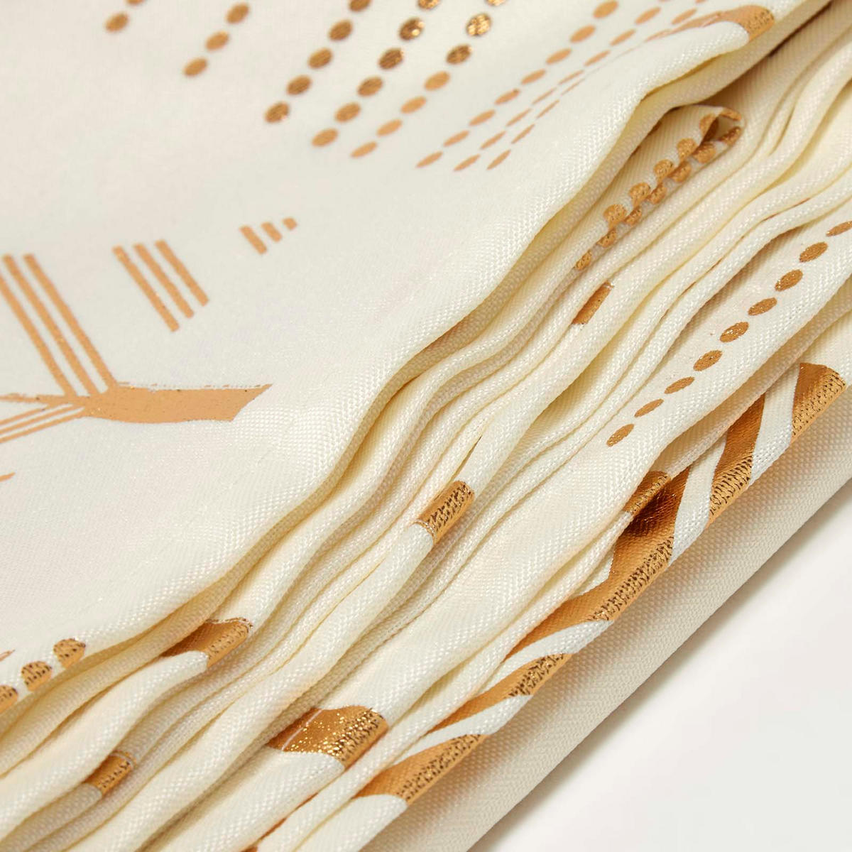 WEIHNACHTSTISCHDECKE creme-gold mit Tannenbaum-Design, 132/274 cm - Creme, Textil (132/274cm) - Homescapes