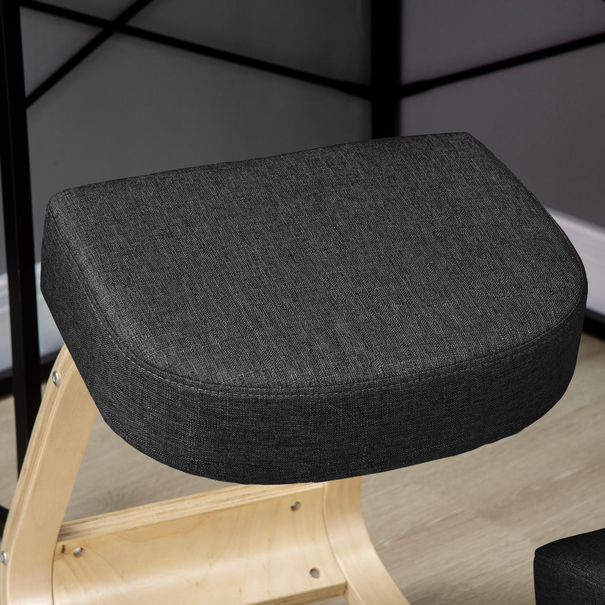 KNIESTUHL, ergonomischer Sitzhocker, Polsterhocker, 120 kg belastbar, Schwarz - Schwarz, Holz/Textil (51/58/69cm) - Vinsetto