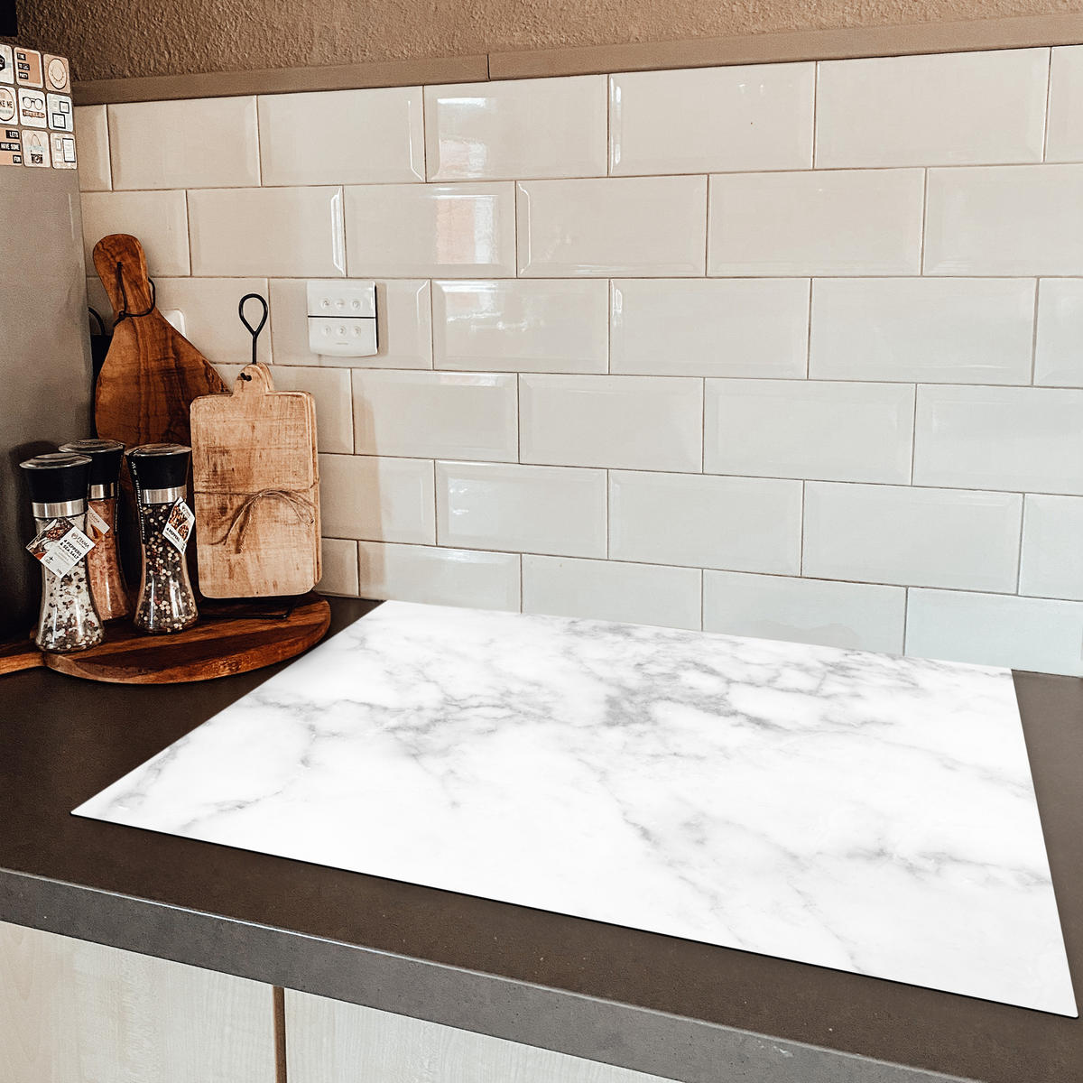 HERDABDECKPLATTE Marmor - Grau - Weiß - Strukturierter Marmor 75x52 cm - Weiß, Kunststoff (75/52/0.2cm) - MuchoWow