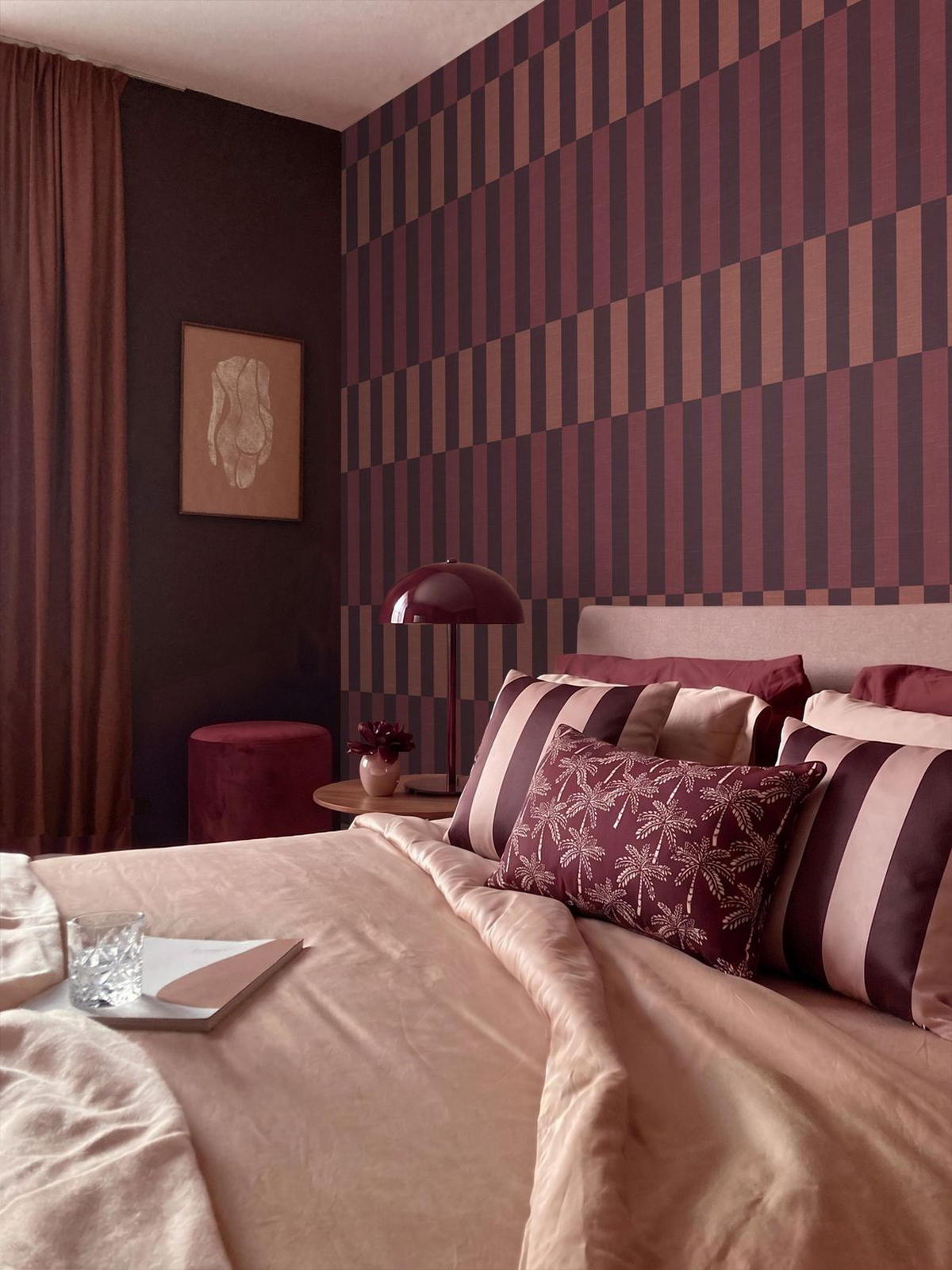 TAPETE Leinenoptik-Streifen 50 x 900 cm - Rot, Papier (50/900cm) - ESTAhome