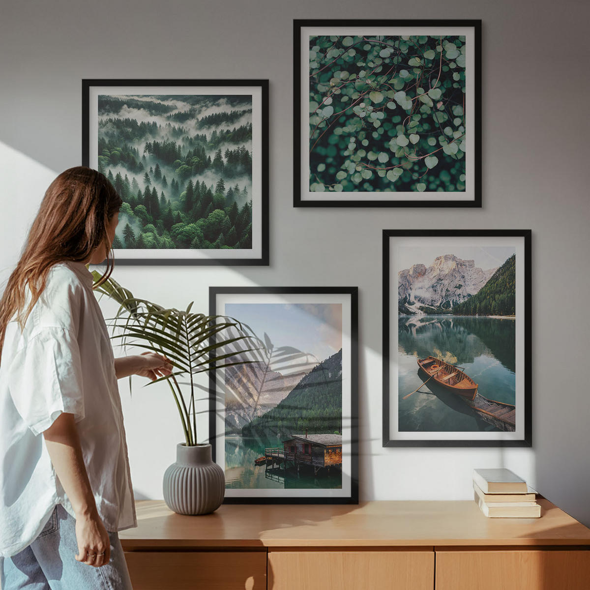 BILDER SET 4er Set - 50x50 cm & 40x60 cm Schwarzer Rahmen - Nebel auf dem Bergsee, Bootsfahrten, Nebel - Schwarz, Kunststoff (50/50cm) - TULUP