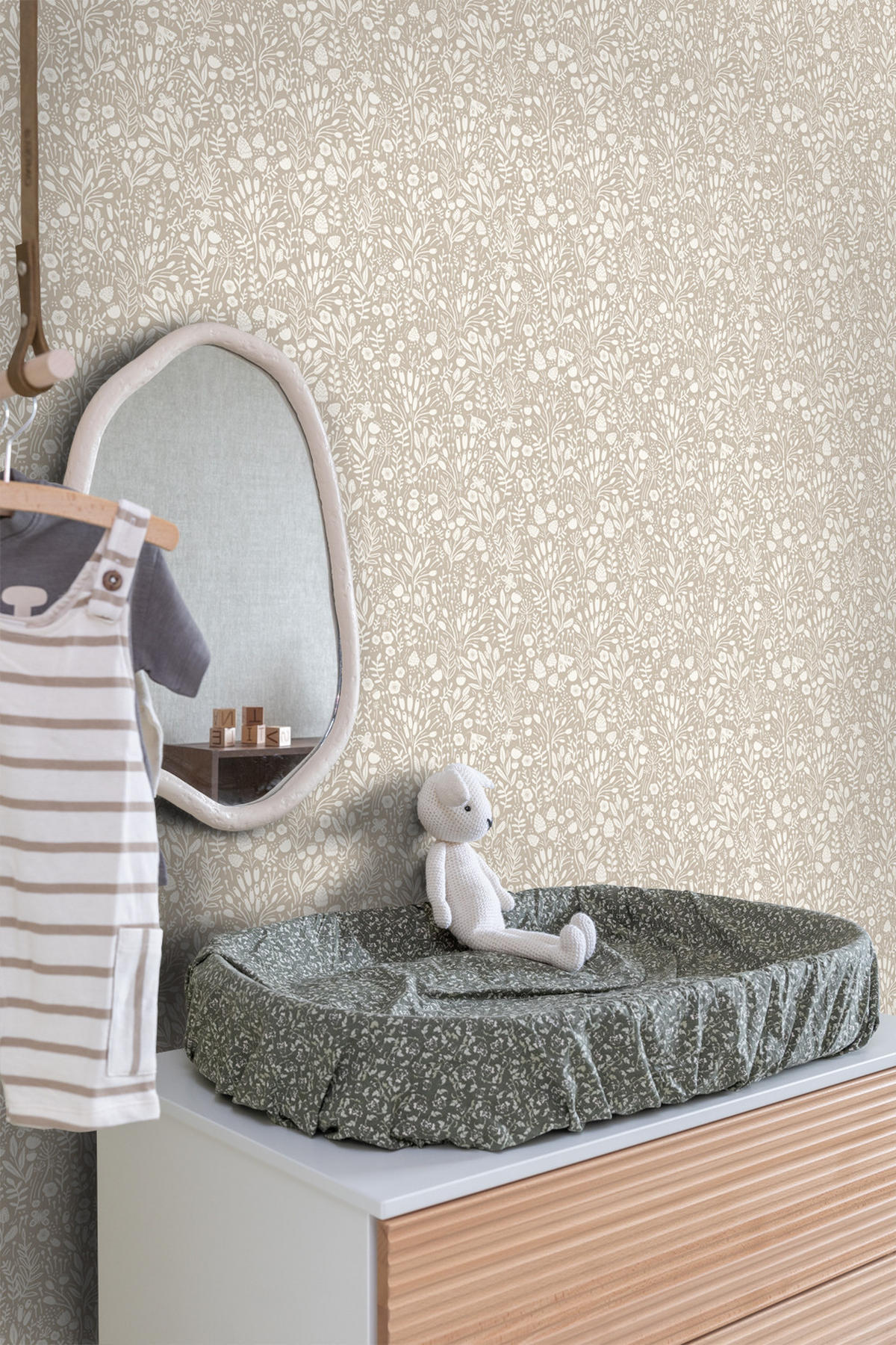TAPETE Blumen 50 x 900 cm - Beige, Papier (50/0.1cm) - ESTAhome