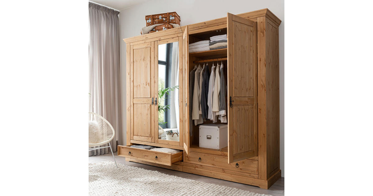 Kleiderschränke aus Holz online kaufen