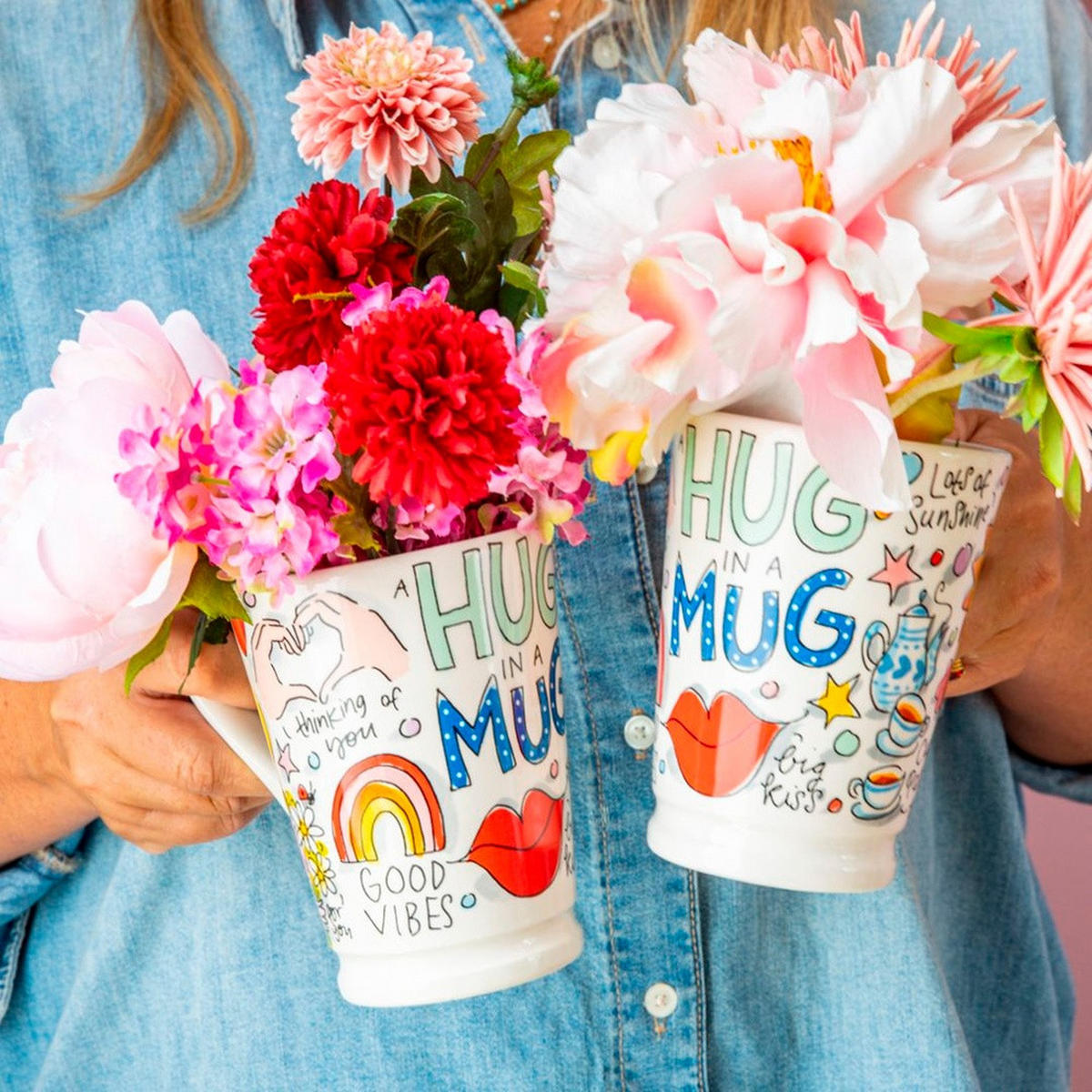 XL-BECHER A hug in a mug in Bunt - 500 ml - Multicolor, Keramik (0.5L) - Blond Amsterdam