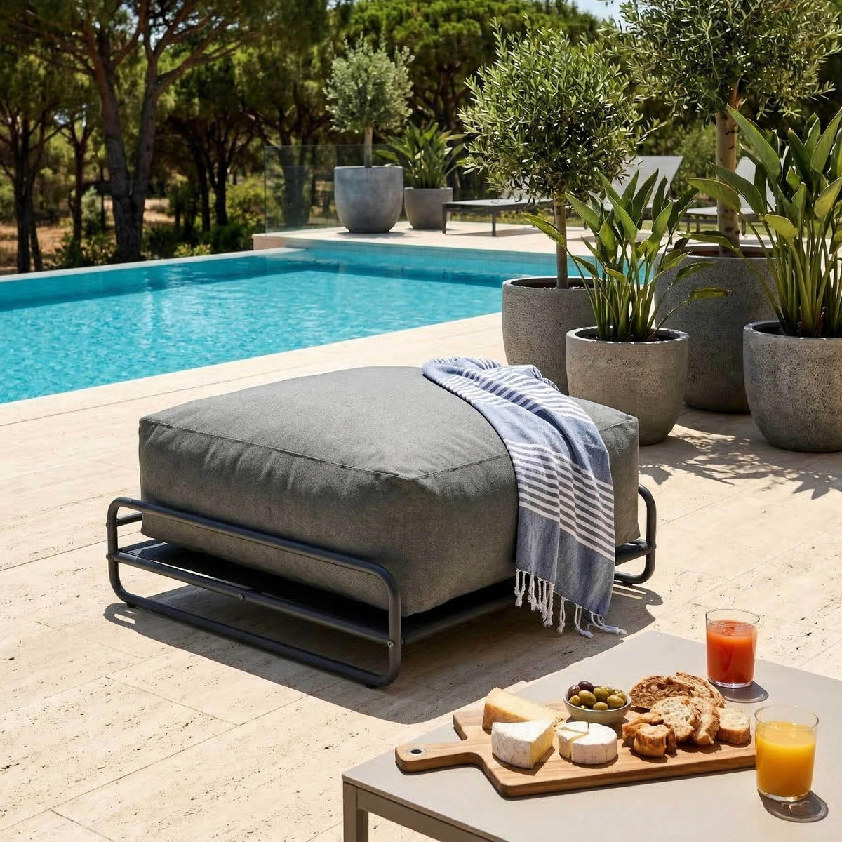 GARTENHOCKER mit Gestell, grauem - Grau, Textil (97/42/97cm) - Oviala