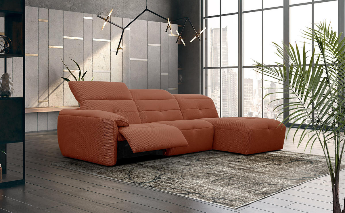 ECKSOFA TRENTO 4-Sitzer mit 1 Relaxfunktion, dunkelorange - Dunkelorange/Schwarz, Holzwerkstoff/Kunststoff (262/165cm) - Courtois Laville