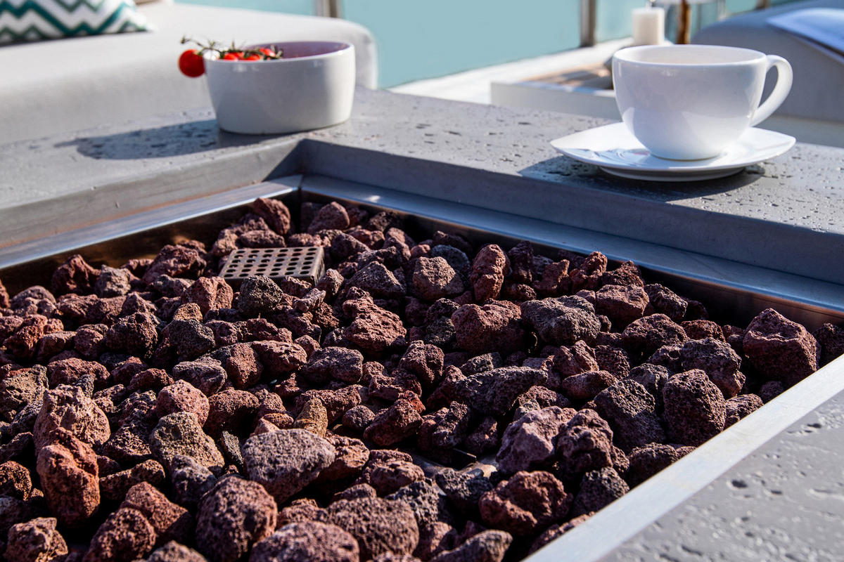 FEUERTISCH Manhattan Gasfeuerstelle aus GFRC-Beton 91/91/40 cm - Hellgrau, Naturmaterialien (91/40/91cm) - Elementi