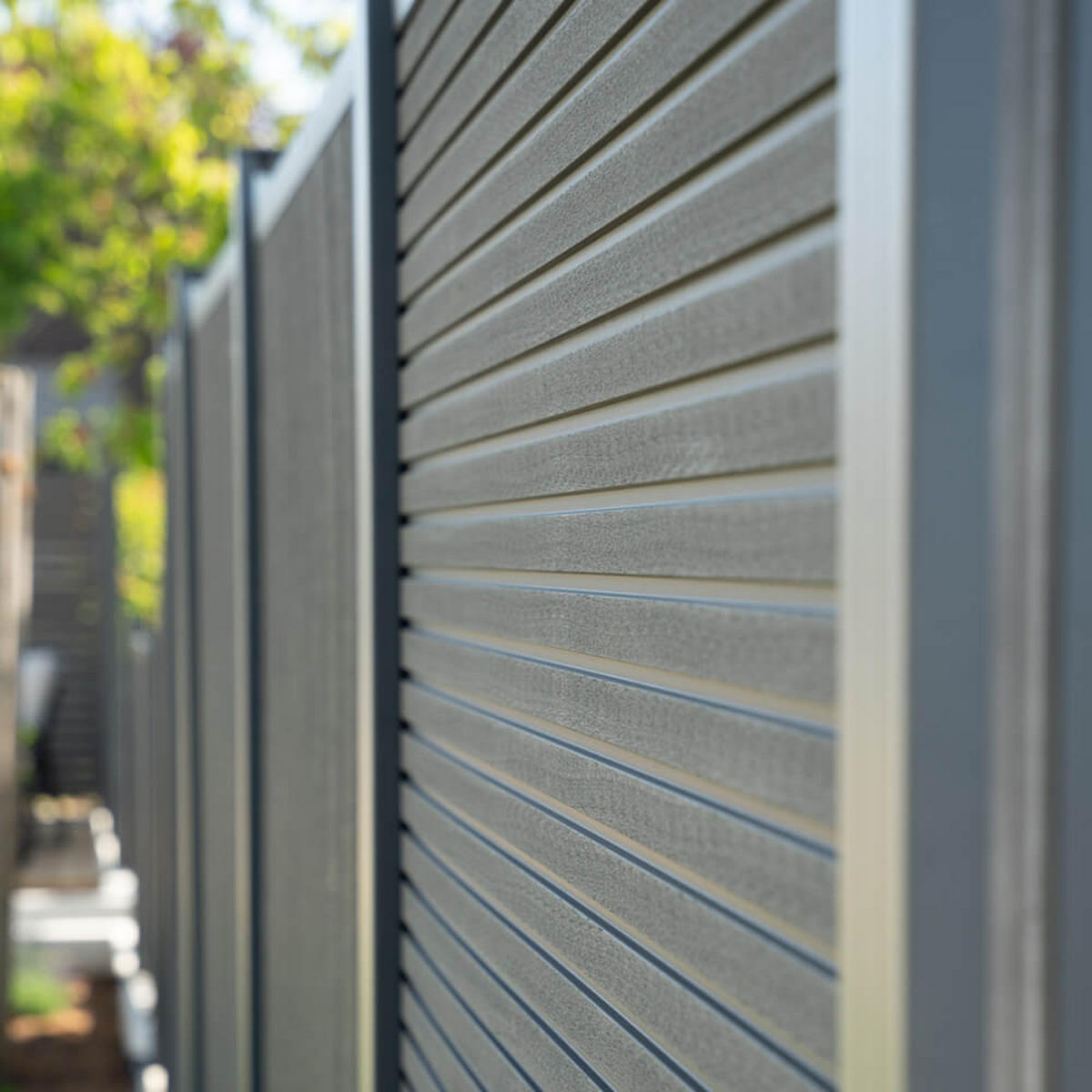 WPC Sichtschutzzaun CALLADO PREMIUM 1 x Element + 2 x Pfosten - Höhe: 185 cm - Anthrazit, Kunststoff (180/185cm) - Home Deluxe