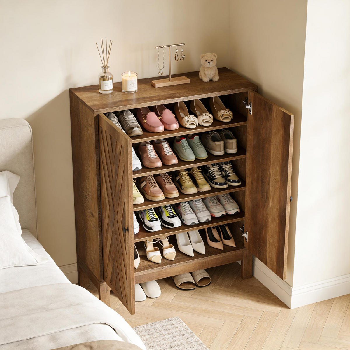 RUSTIKALES, 5-Stöckiges Schuhregal mit Schnitzereien,Braun - Walnussfarben, Textil (90/110/35cm) - Urban Meuble