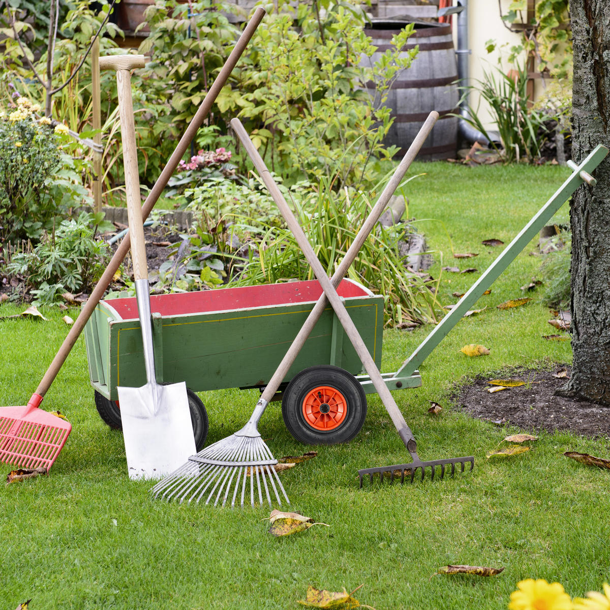 SCHUBKARRENRAD - Schwarz, Kunststoff (40/40/10cm) - Relaxdays