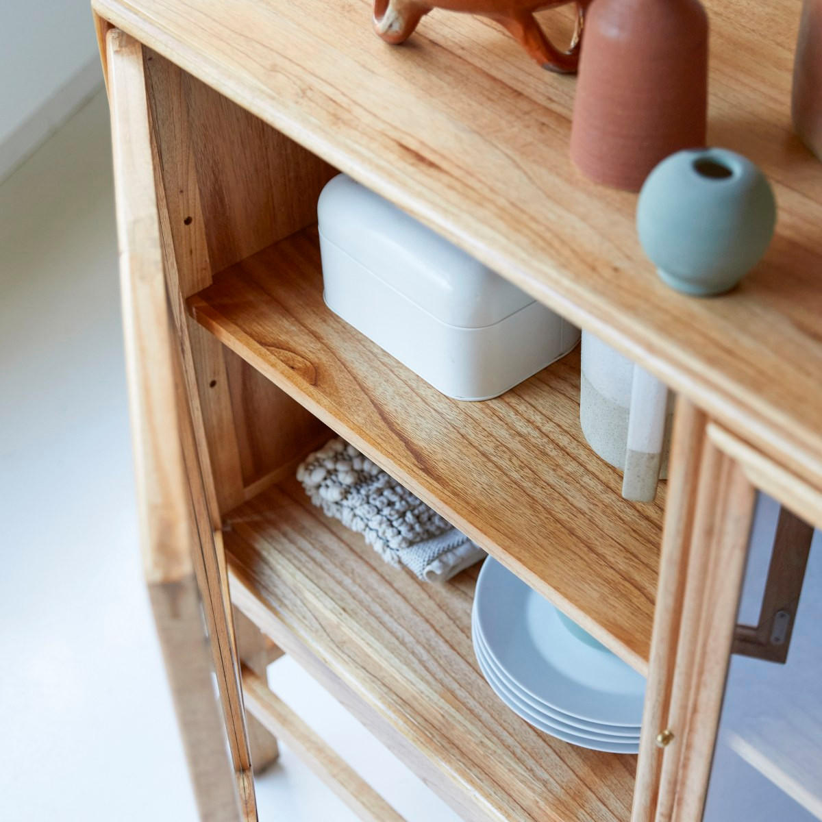 VITRINENSCHRANK Alex Natur aus Helles Mindiholz - Naturfarben, Holz (120/100/41cm) - Tikamoon