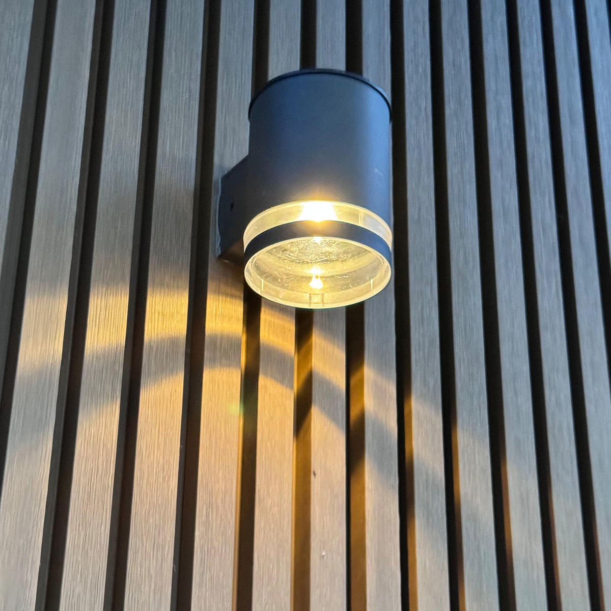 SOLAR-WANDLAMPEN HELIO schwarz - Schwarz, Kunststoff (12/9/11.5cm) - Lumisky