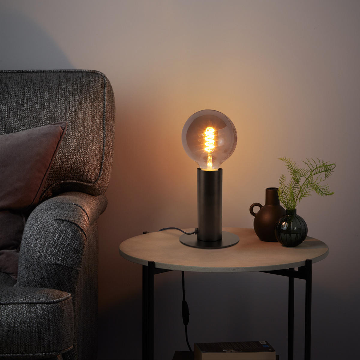 TISCHLEUCHTE Naughton - Schwarz, Metall (13/13/15cm) - Nettlife